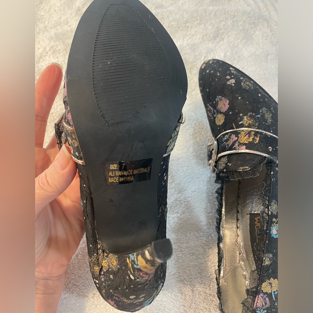 3 Wishes black floral Victorian Heels - Size 7 - Picture 5 of 6